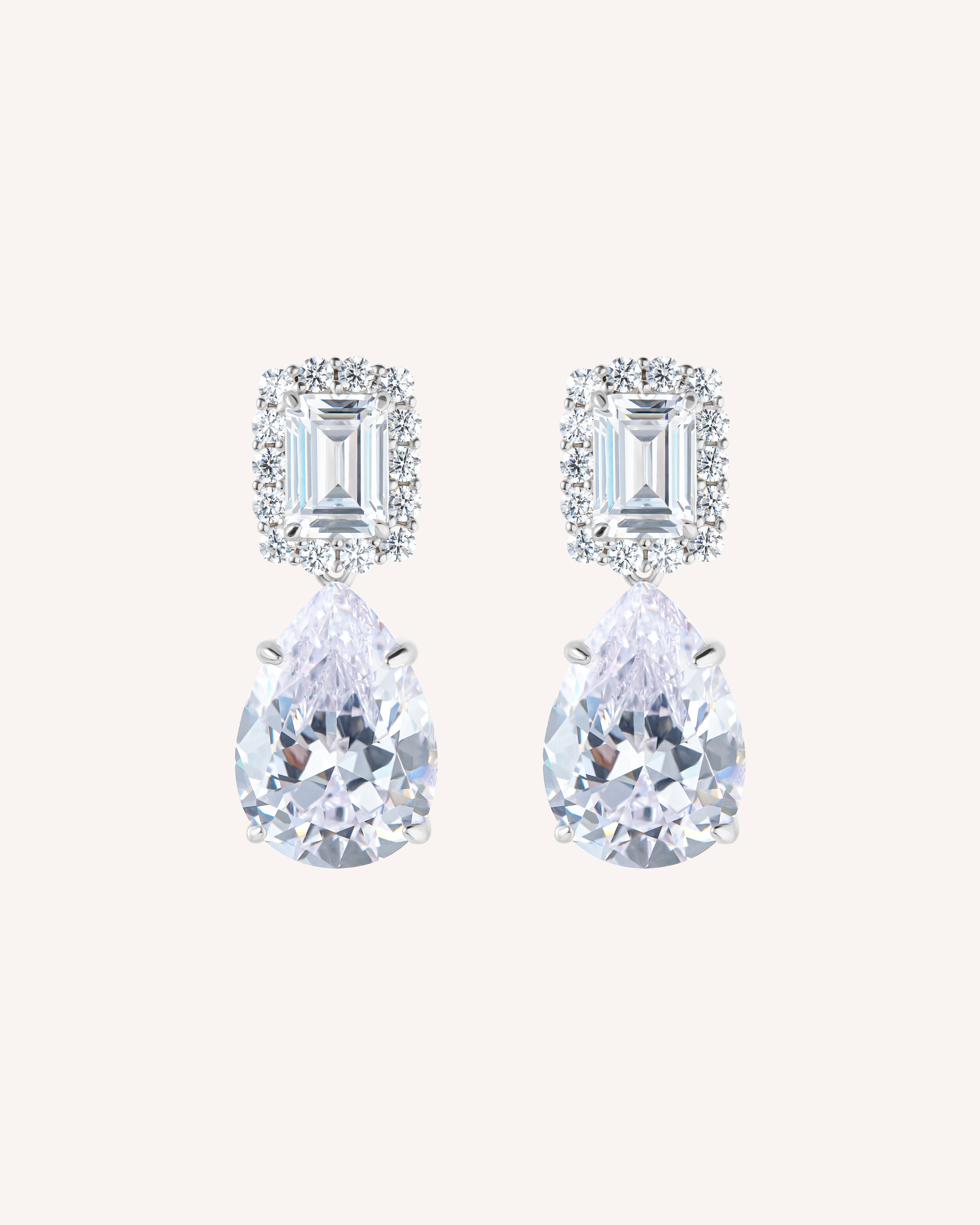 The Sophia Earrings in Sterling Silver by Sol & Raya - De Sophia oorbellen in sterling zilver